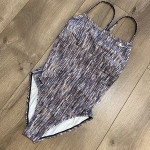 Nike Dri-Fit vertical gray strip racerback one piece swimsuit size medium